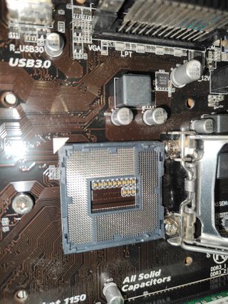 Placa base Gigabyte GA-H81M-DS2 + CPU