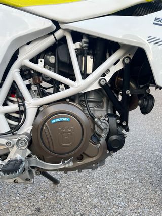 Husqvarna 701 Supermoto