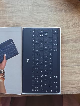 Logitech Keys-To-Go - Teclado Bluetooth