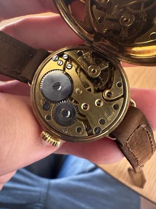 Reloj Unic antiguo dorado