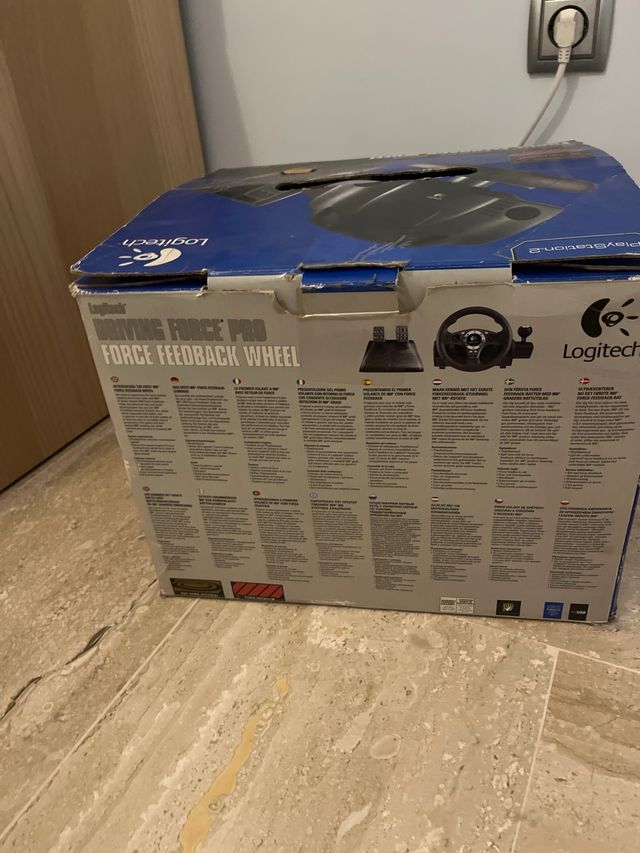 Logitech Driving Force Pro