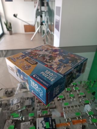 Puzzle Sonic 180 peças + sticker