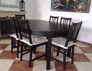 6 Sillas de Ikea negra con cojín beige