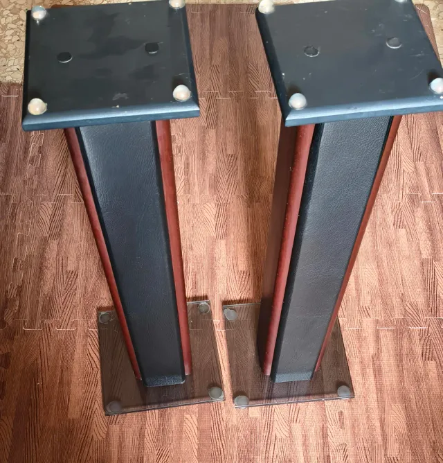 Soportes para altavoces Sonus Faber, madera, cuero
