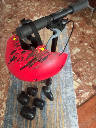 PATINETE OXELO + CASCO + PROTECCION + MOCHILA