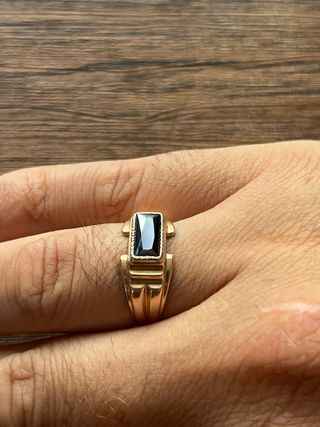 Anillo oro 585 piedra negra 6g