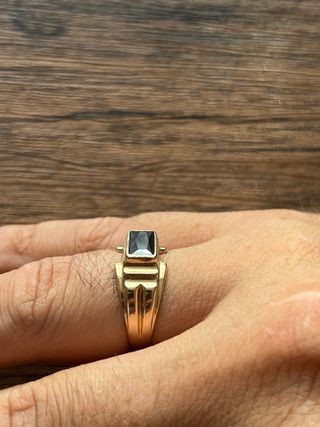 Anillo oro 585 piedra negra 6g