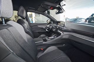 Peugeot 3008 BlueHDI GT-LINE AUTOM.