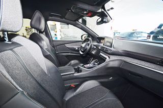 Peugeot 3008 BlueHDI GT-LINE AUTOM.