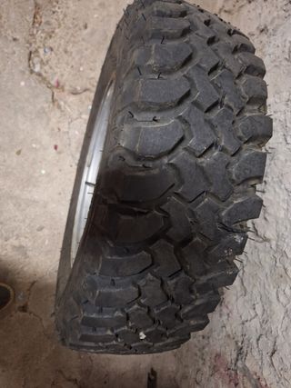 4 Neumáticos 4x4 - 205/70R15
