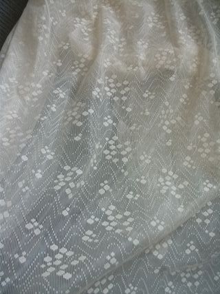 Cortinas de encaje beige y otros colores