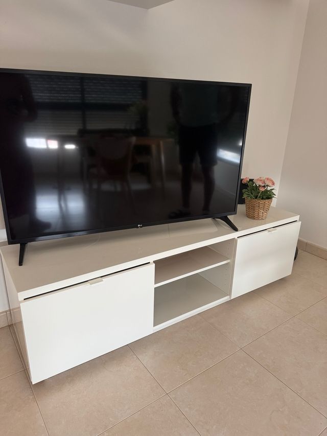 Mueble TV blanco - Estanterías