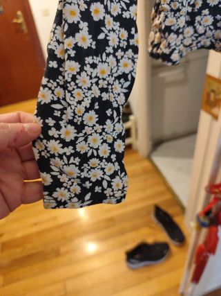 Blusa margaritas 
