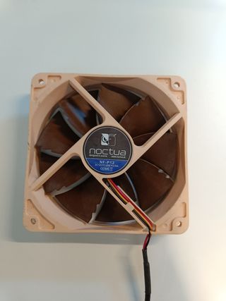 Disipador Noctua NH-C12P SE14 - Enfriador , cooler
