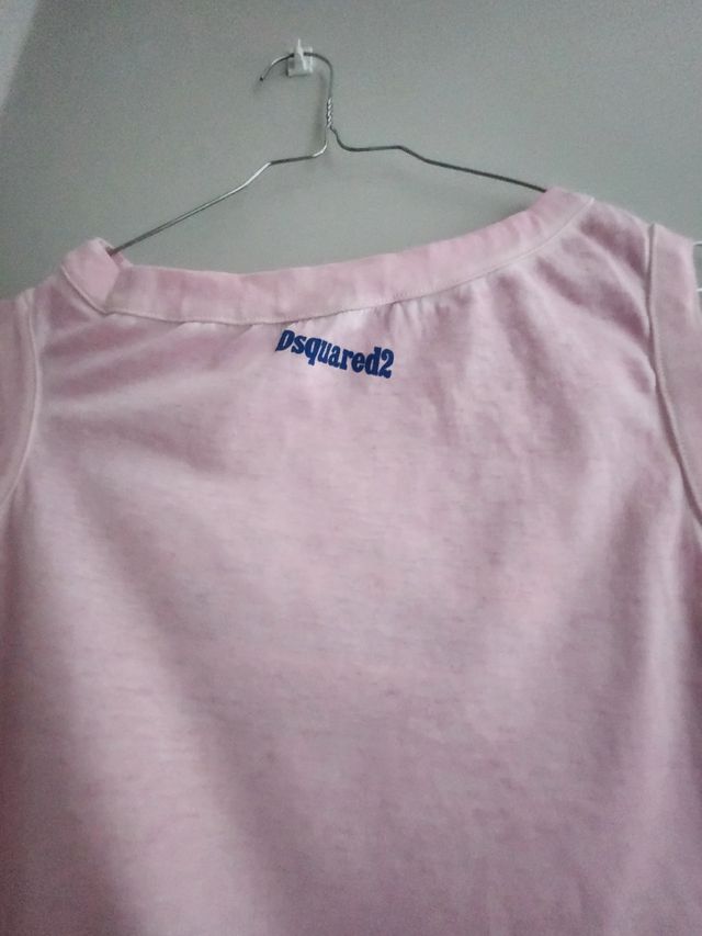 Vestido rosa desigual