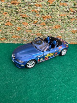 BMW Z3 Roadster “Juiced” – Escala 1:18 – Bburago