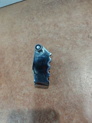 Estribera derecha Ossa Enduro E73