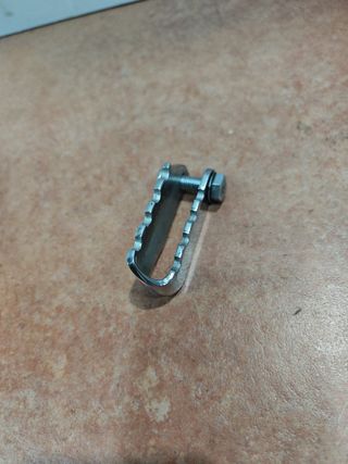 Estribera derecha Ossa Enduro E73