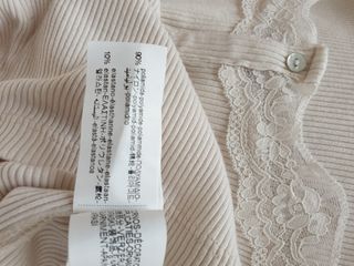 Top Zara beige encaje talla M