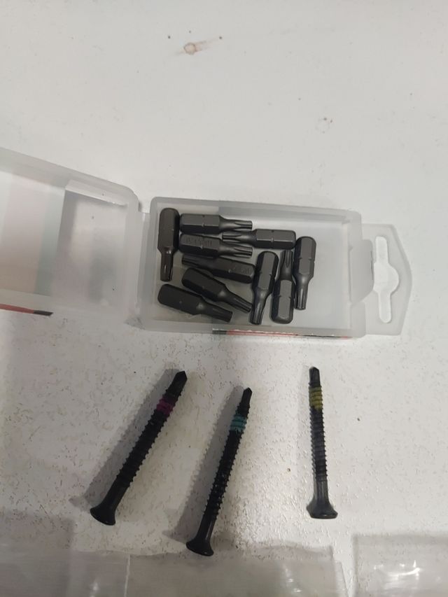 Tornillos ZIEH-FIX  de 4,2.4,8 y 5,5