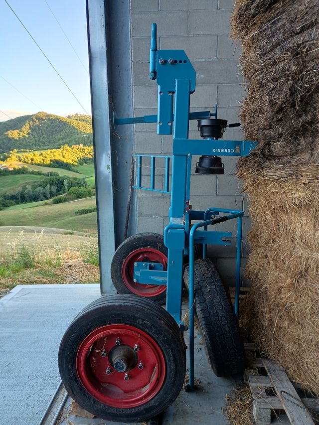 porta spandiconcime carrellato usato