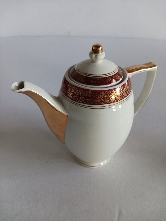 Cafetera y lechera porcelana