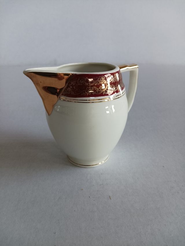 Cafetera y lechera porcelana