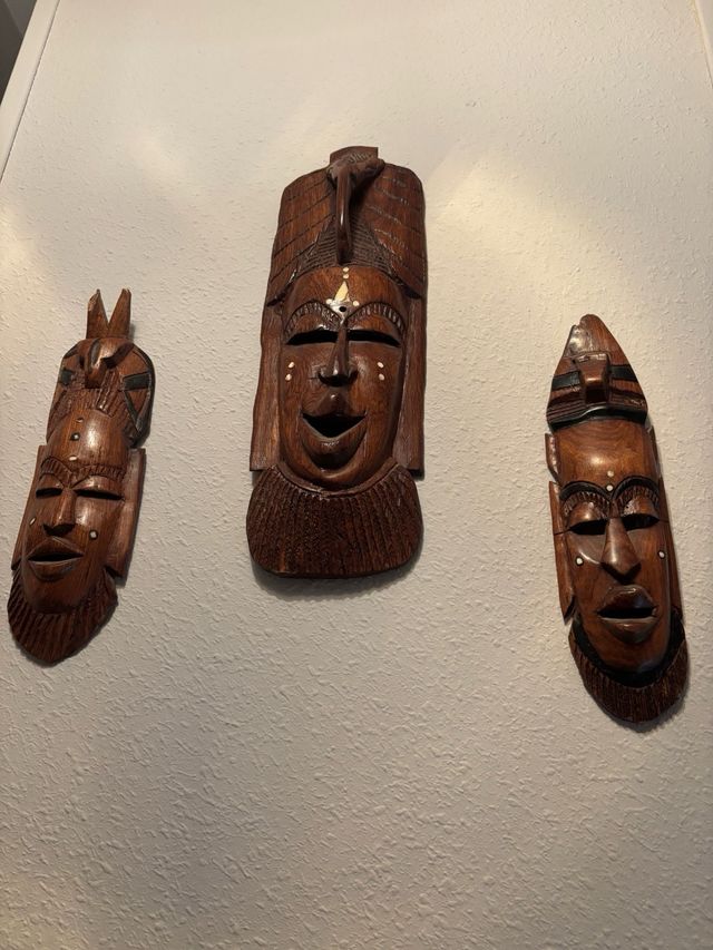 3 Máscaras tribales madera
