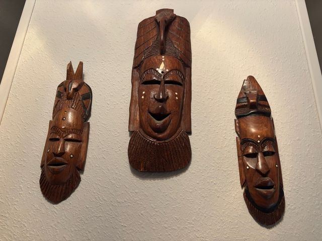3 Máscaras tribales madera