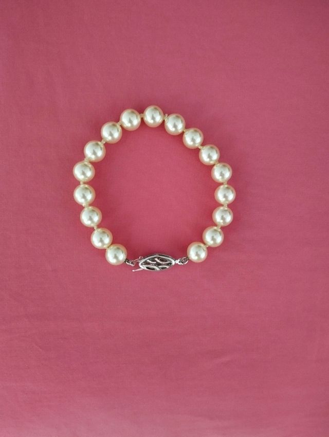 Pulsera perlas vintage diseño clásico años 60