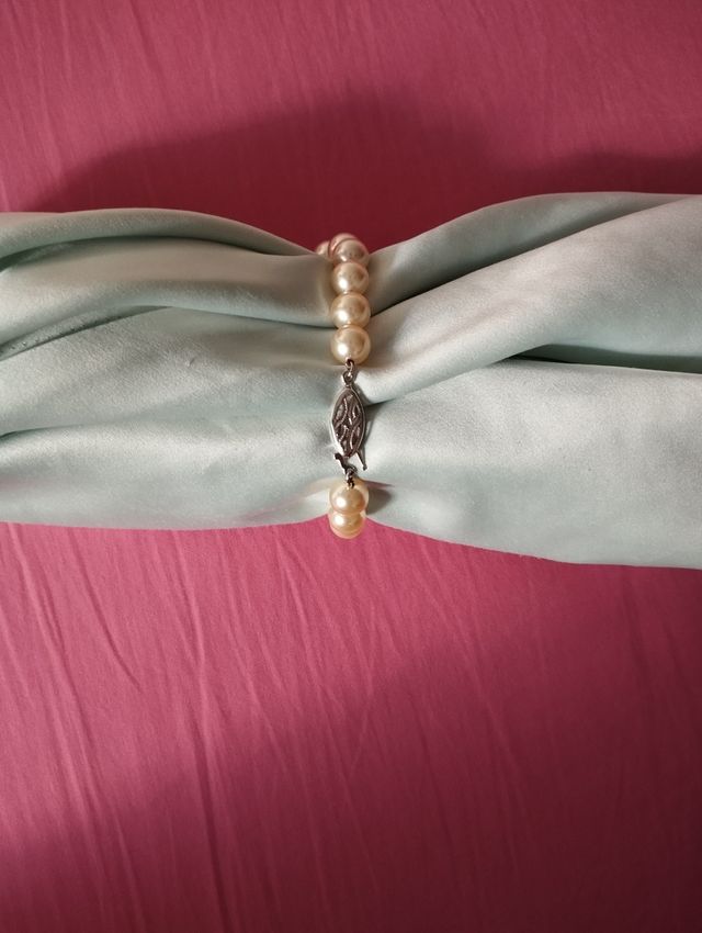 Pulsera perlas vintage diseño clásico años 60