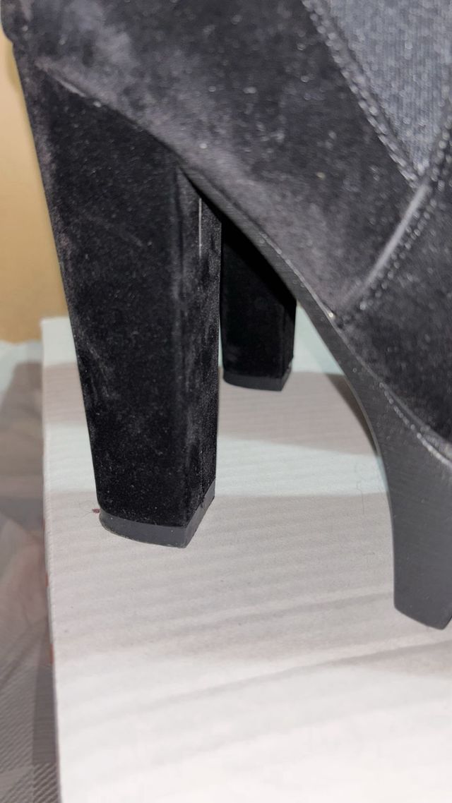 Stivali neri con plateau