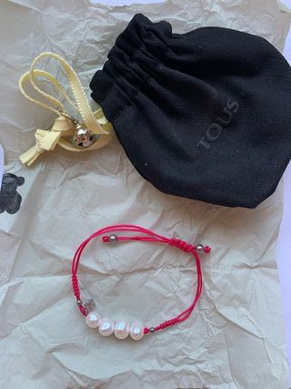 Pulsera TOUS cordón fucsia perlas