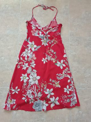 Vestido Pull&Bear rojo floral - Talla S