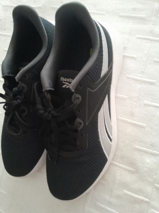 Zapatillas Reebok negras