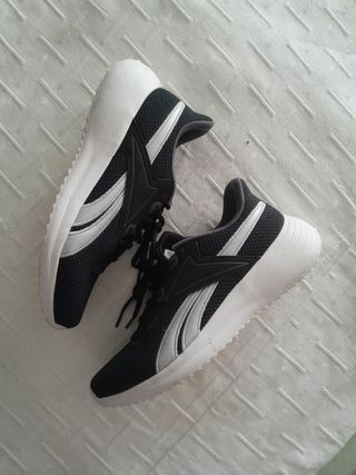 Zapatillas Reebok negras