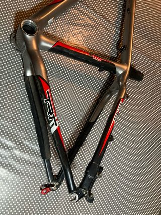 Cuadro de carbono Trek Elite 9.8 rueda 26