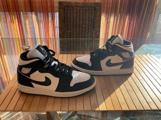 Air Jordan 1 Mid - Negro/Blanco