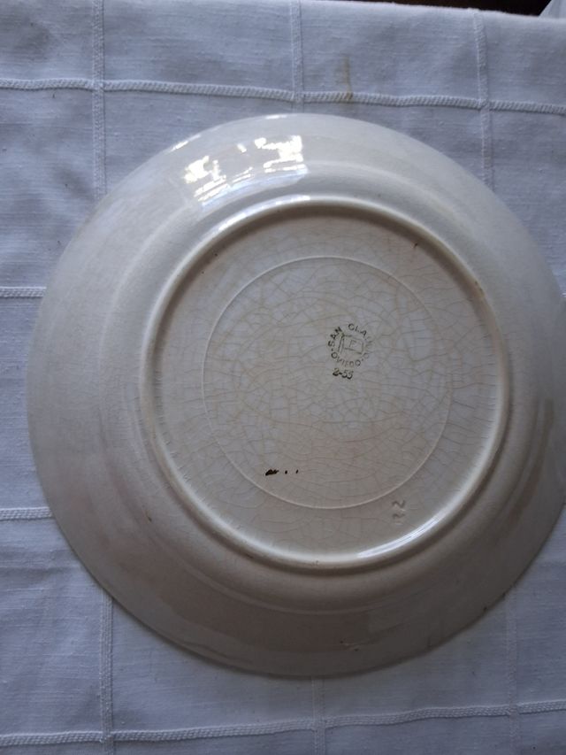 Piattino in porcellana dorata con vassoio