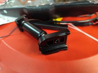 Espejo retrovisor con pantalla para cámara trasera