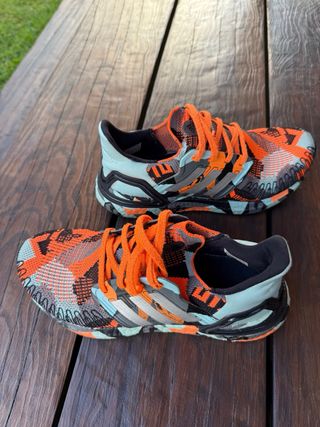 Adidas Ultraboost 22 - multicolor