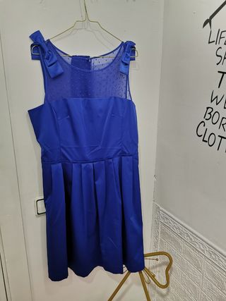 Vestido azul nuevo talla 46 con fular