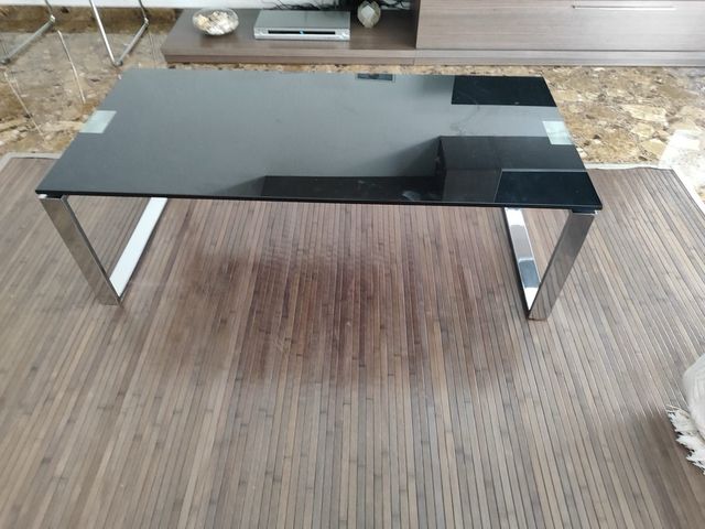 Mesa centro cristal negro - metal