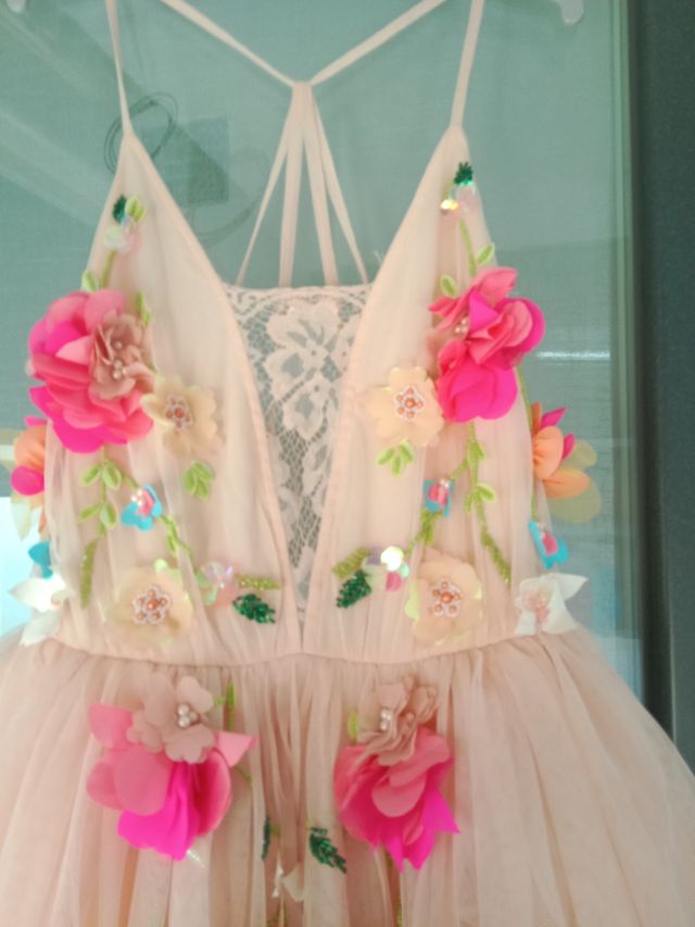 Precioso Vestido sin estrenar