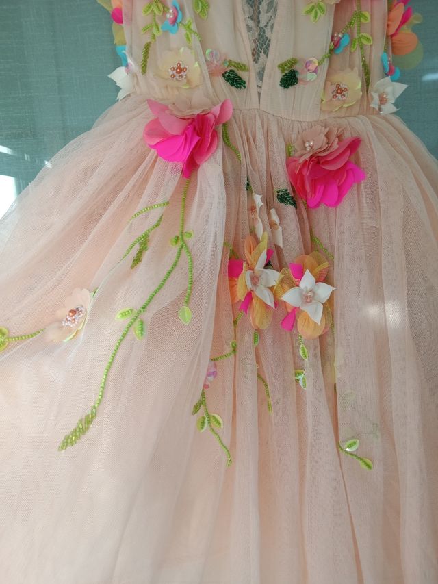 Precioso Vestido sin estrenar