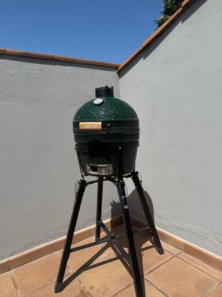 Kamado casi nuevo
