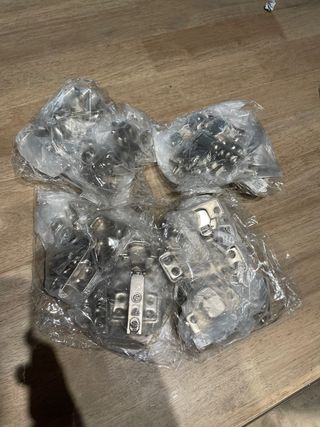 Bisagras para muebles - 24 unidades
