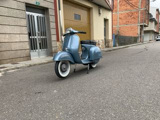 Vespa Sprint clásica