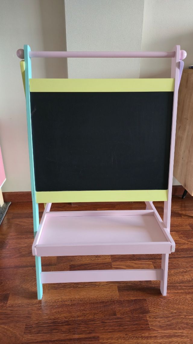 Pizarra infantil de madera