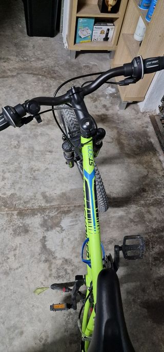 Bicicleta Rockrider 24" amarilla 